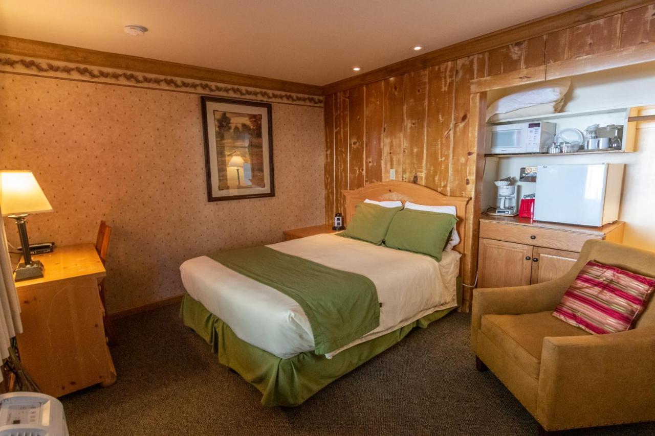 June Lake Motel Екстер'єр фото