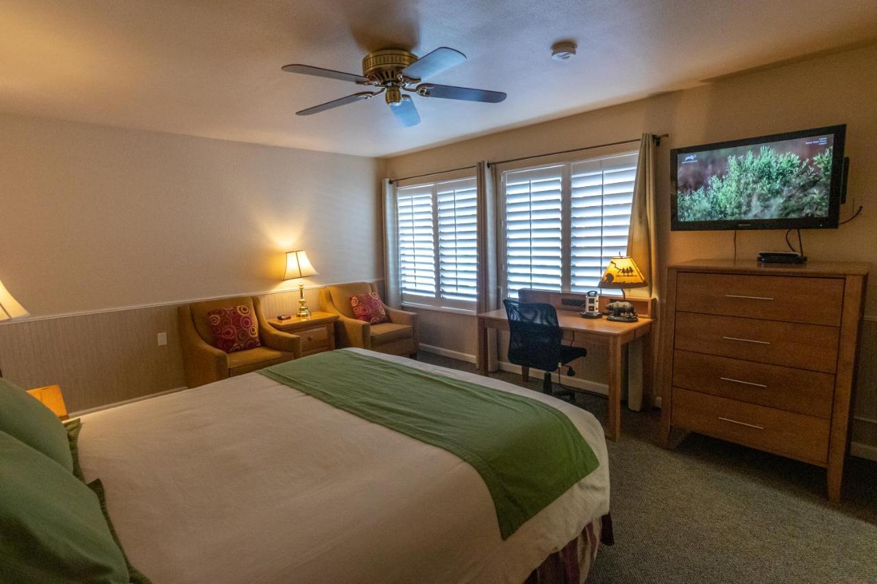 June Lake Motel Екстер'єр фото