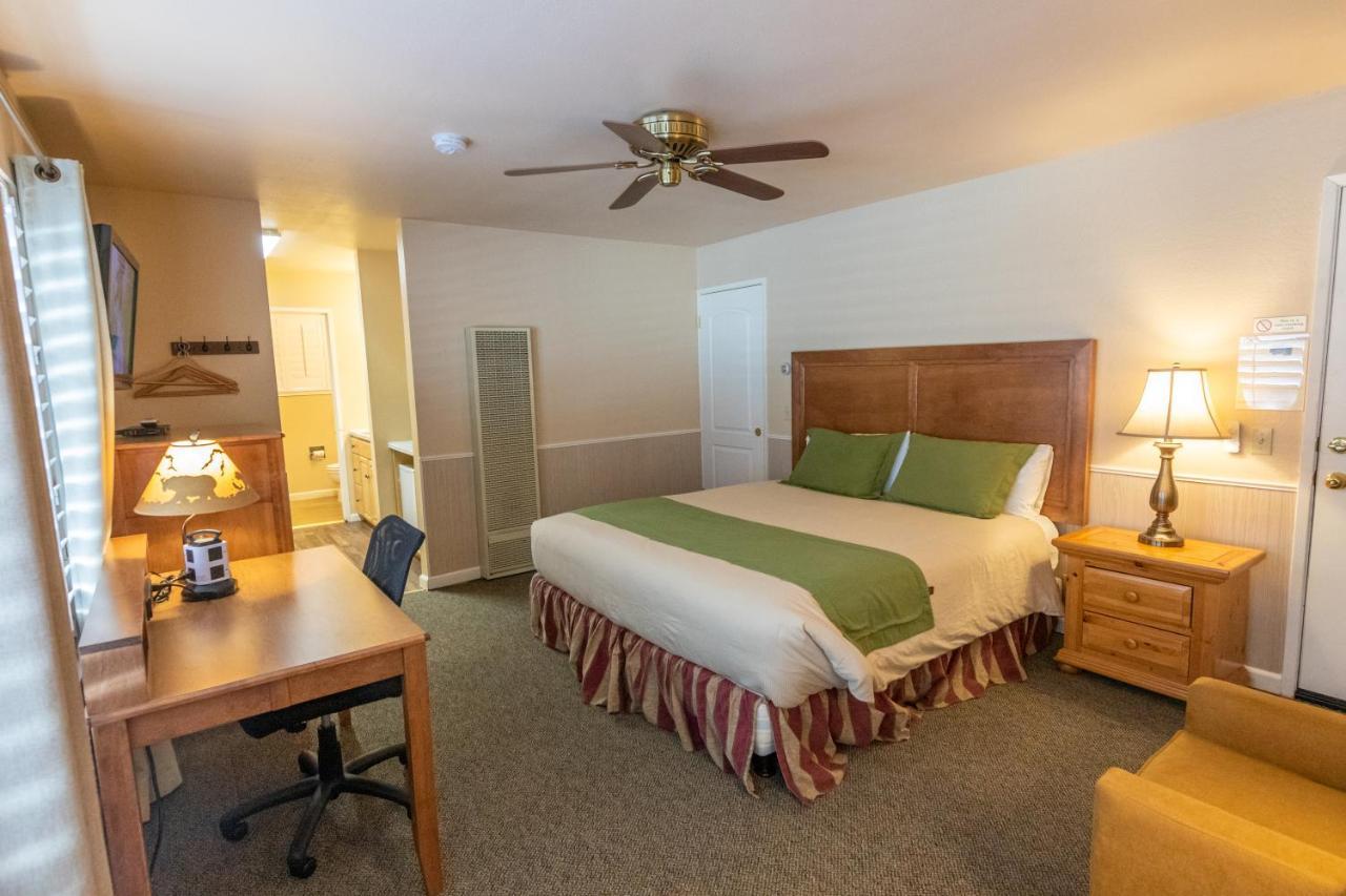 June Lake Motel Екстер'єр фото