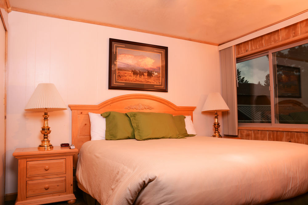 June Lake Motel Екстер'єр фото