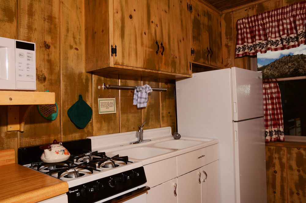 June Lake Motel Екстер'єр фото