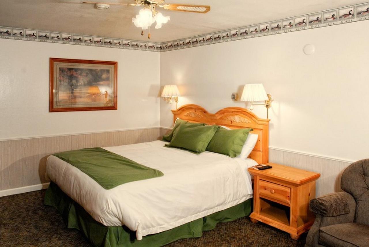 June Lake Motel Екстер'єр фото