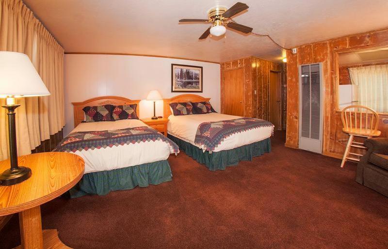 June Lake Motel Екстер'єр фото