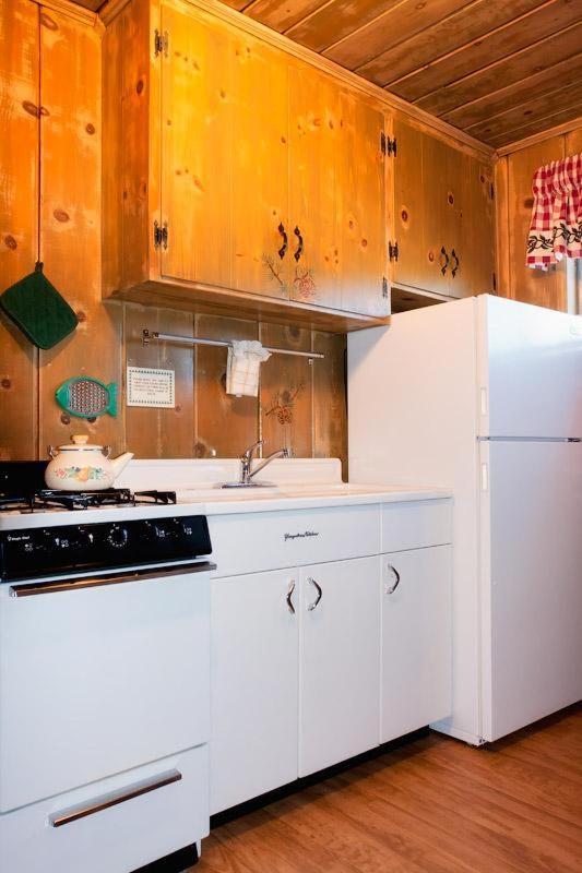 June Lake Motel Екстер'єр фото